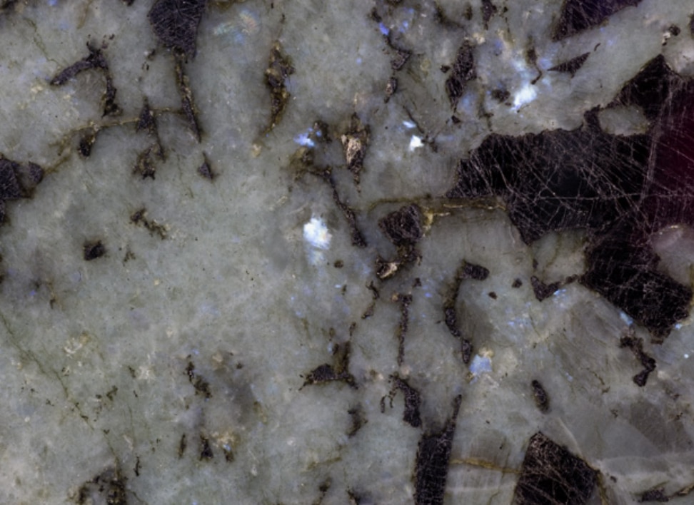 granit labradorite blue river